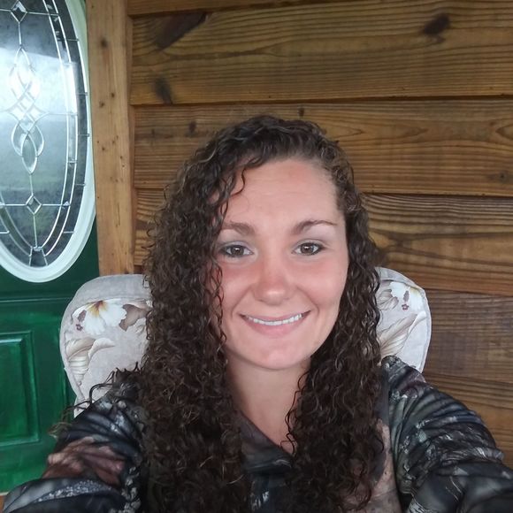 Meet your Posher, Denise - Picture 1 of 1